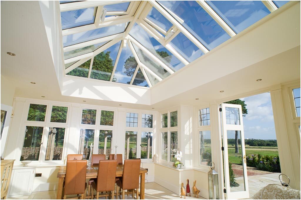 What Are the Benefits of a Glass Conservatory Roof?